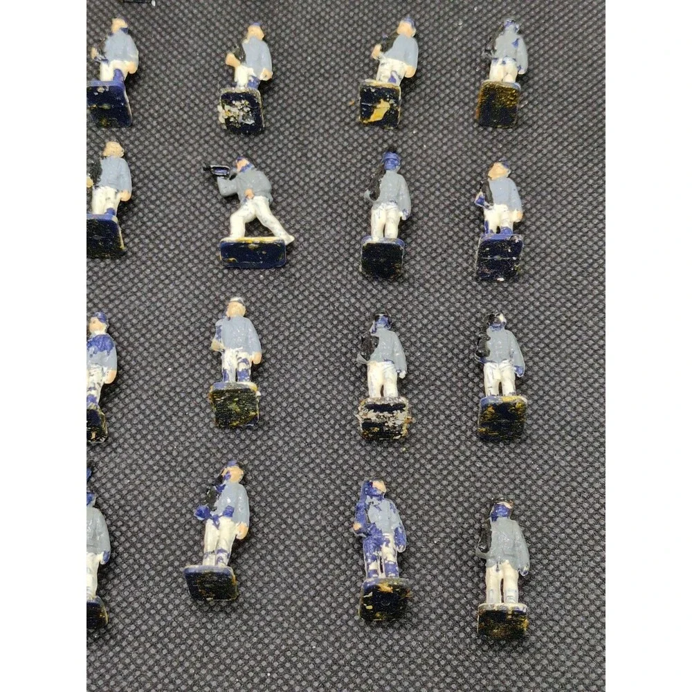 (29) *Chipped Paint* Civil War Miniatures 1/72 Scale